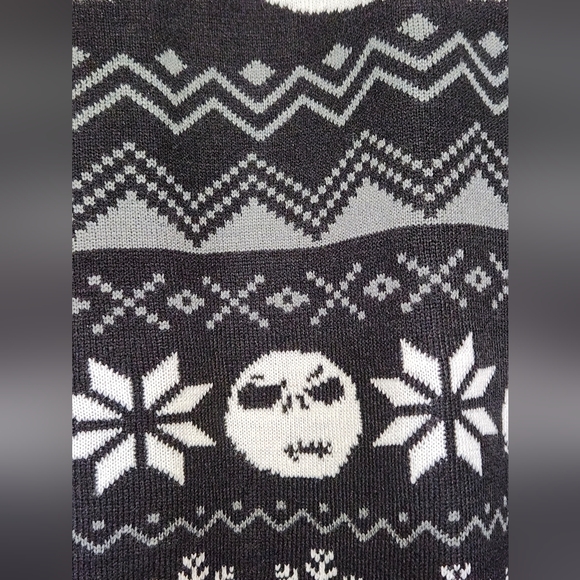 Adult Small The Nightmare Before Christmas Sweater (Bioworld) - Picture 7 of 8